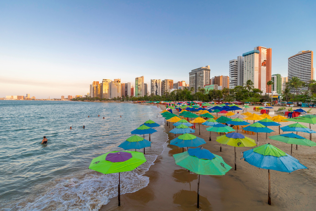 3 Fort shutterstock_1225714285 - Praia do Meireles, Fortaleza